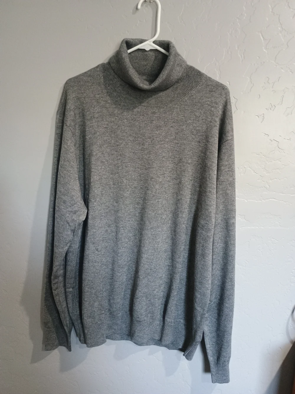 Men's Gray Turtleneck Knit Sweater